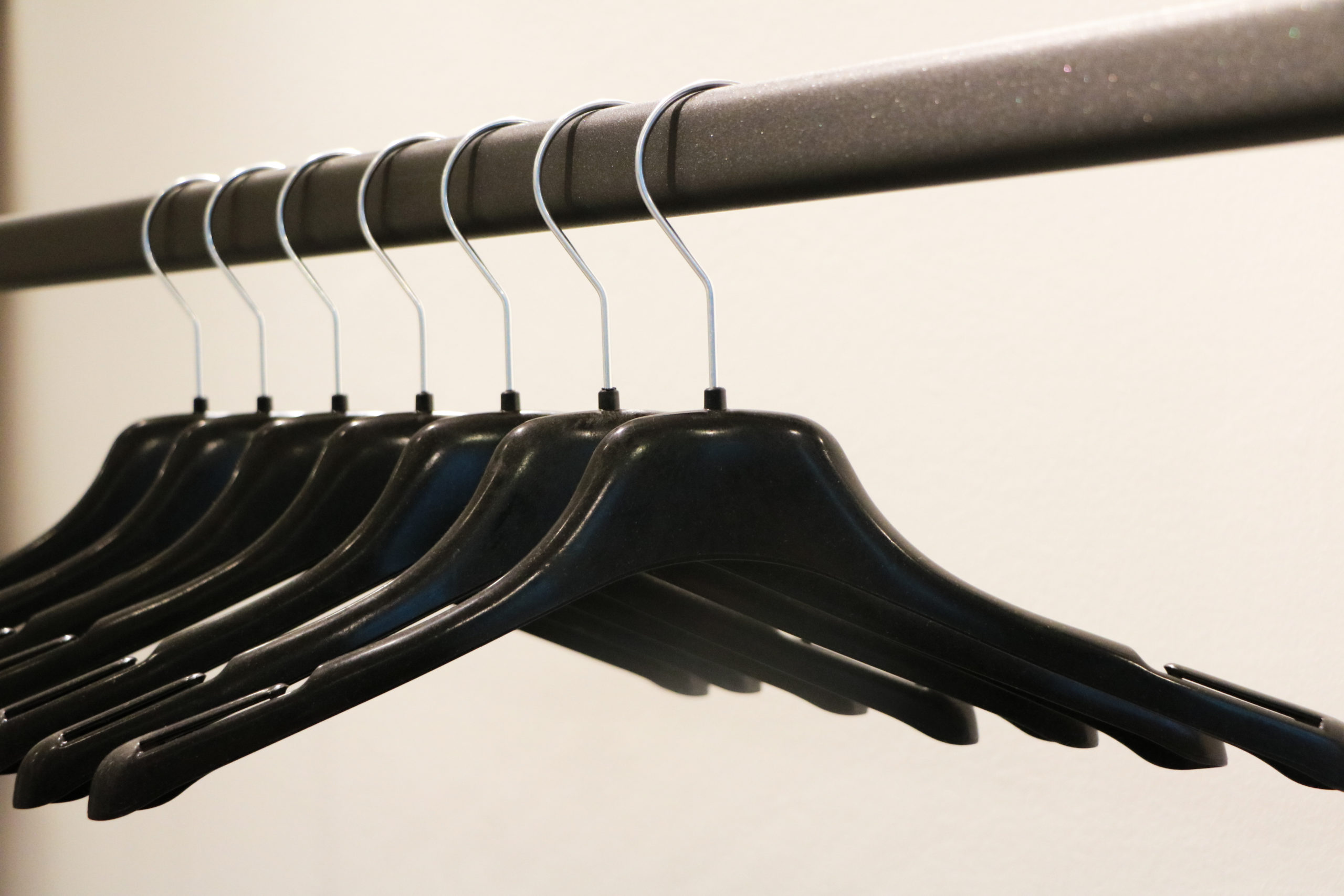Ecofriendly coat hangers by Mainetti - FFDI